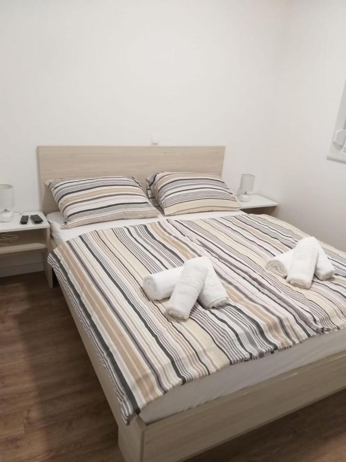 Apartman Iva シベニク エクステリア 写真